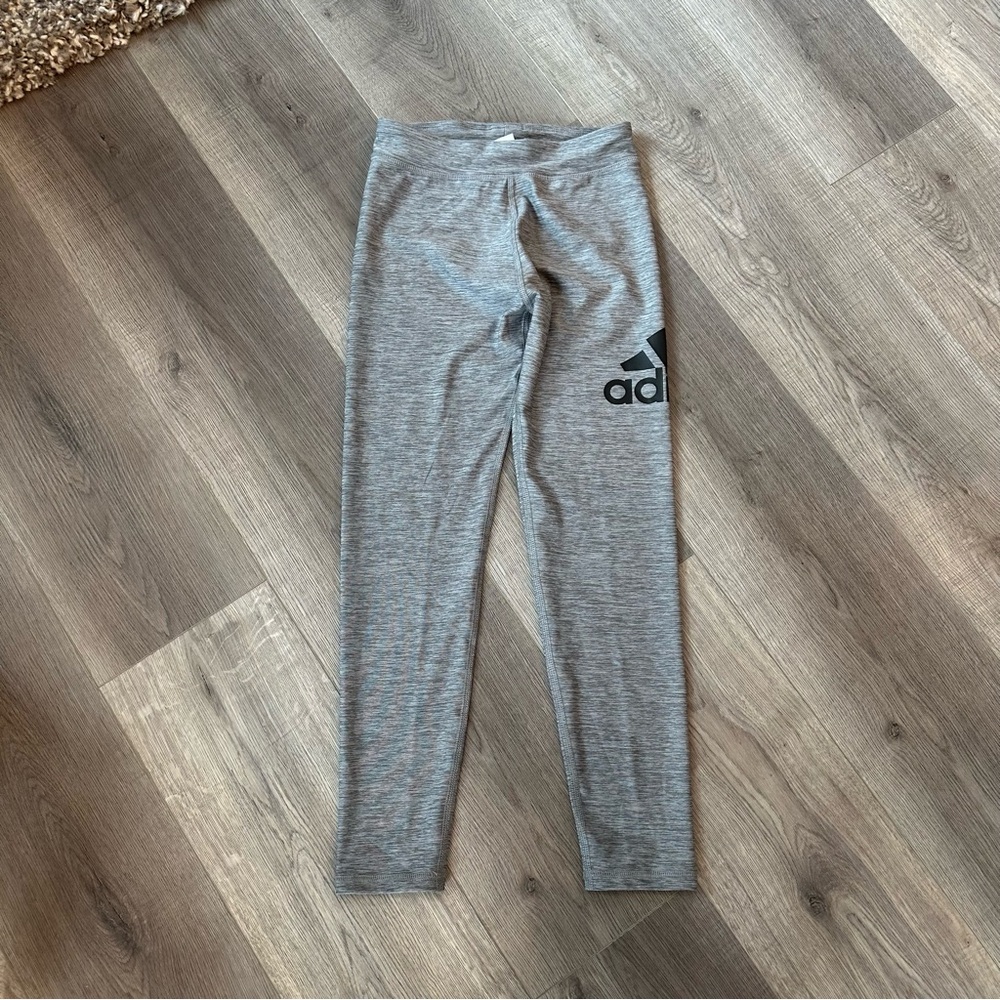 3/20$ Adidas Kids Grey Leggings size M (10/12)